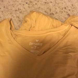 Soft and Sexy Long sleeve shirt!